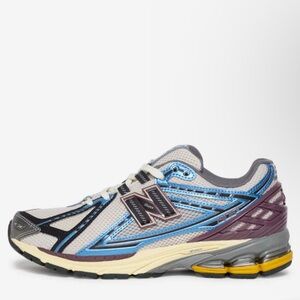 New Balance 1906R Blue | Moonbeam | Licorice